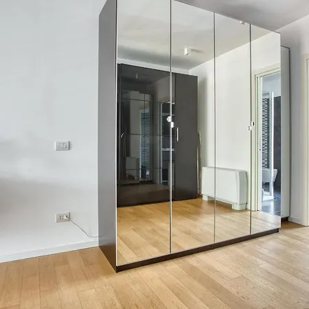 Just Urban - Spacious And Bright Loft - Fondazione Prada Apartment Milan