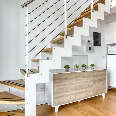 Just Urban - Spacious And Bright Loft - Fondazione Prada Apartment *